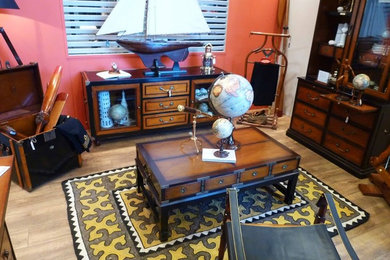 Ornate living room photo in New York