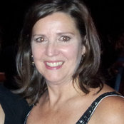 Julie Barker's photo