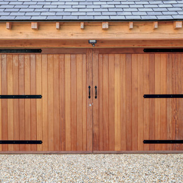 Garages With Guest Spaces Above