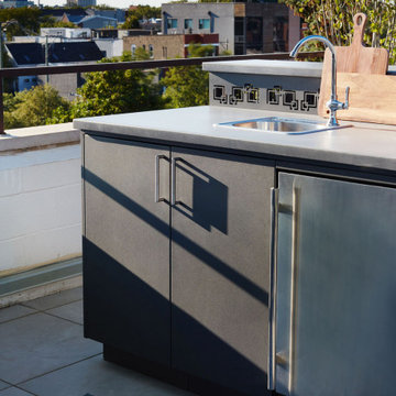 West Town Contemporary Rooftop Patio & Lounge