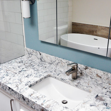 A Coastal Theme for a Waterfront Master Bath