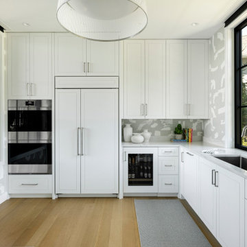 Modern Lakeview Retreat