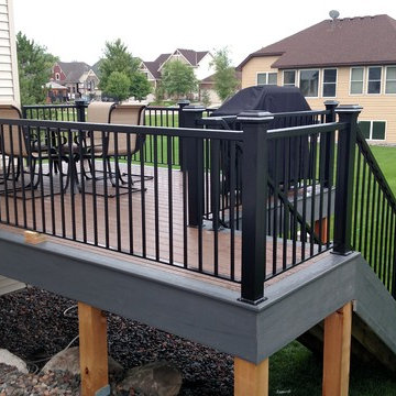 12' x 15' Maintenance free deck w/ landing