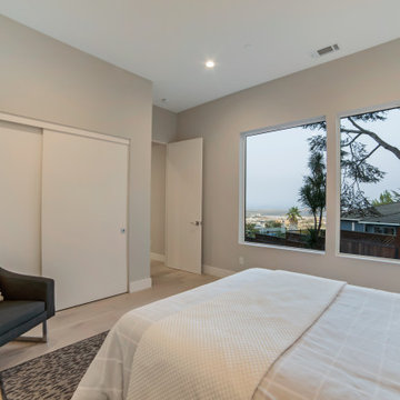 2 Aron Court