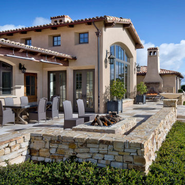 Santa Lucia Estate