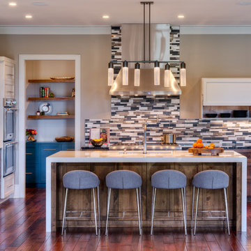 Modern Rustic Residence in Cobblestone - Finsbury Lane