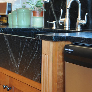 Cherry Shaker Kitchen