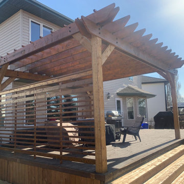 Pergola in Lewis Estates