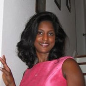 Joy Shelvins foto