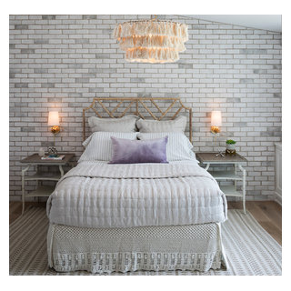 Artisan Tour Home 2018 - Beach Style - Minneapolis - by Grace Hill ...