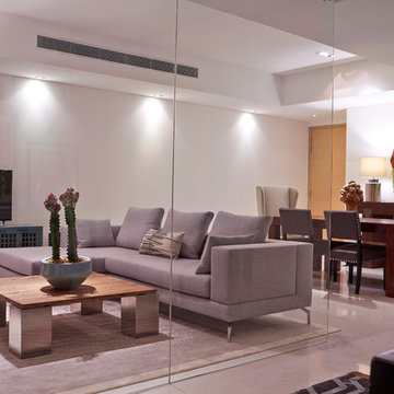 Texas Expats at the St. Regis Residence | Singapore