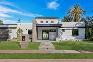 Inspiration for a modern exterior home remodel in Phoenix