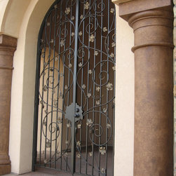 Iron court yard gate - Windows And Doors