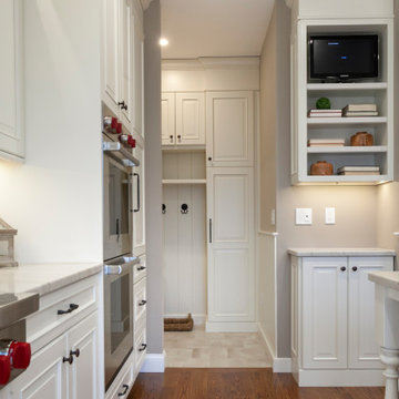 Stunning Traditional Kitchen in New Hartford