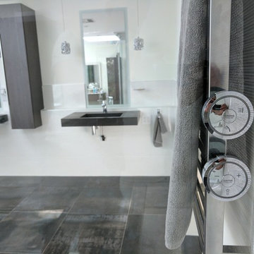 Modern Master Bath