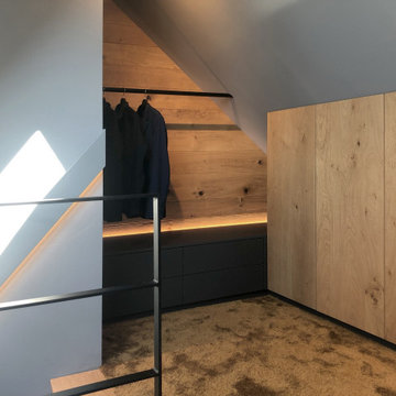Stauraum Dachschräge