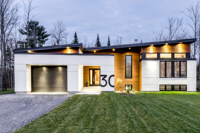 Trendy home design photo in Other