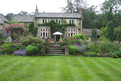 Design ideas for a traditional garden in Cheshire.