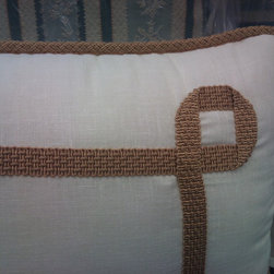 decorative pillows - Products