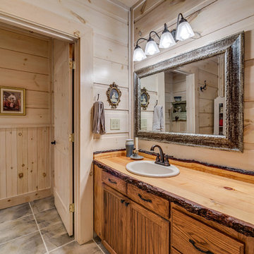 High End Rustic Home with Room for Horses in Murphy, North Carolina