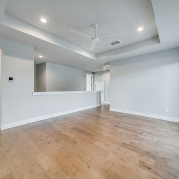 Modern: 4,950 ft², 4 BR/4 BA/2 ST