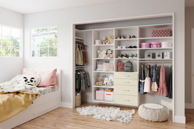 Inspiration for a contemporary closet remodel in Vancouver