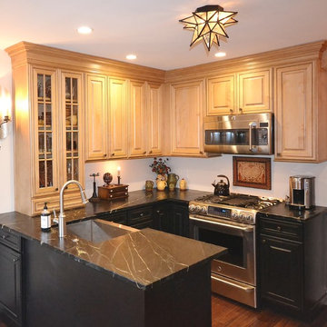 Small West Chester Kitchen w Lots of Charm