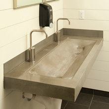 Bathroom fixtures/lighting