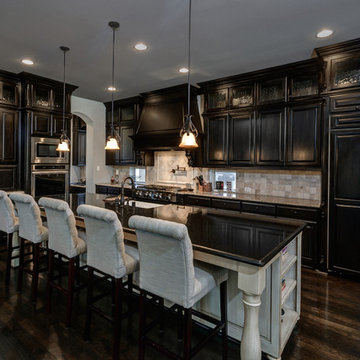 John and Tara's Residence - Kitchen