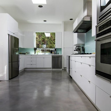 High Gloss White Kitchen