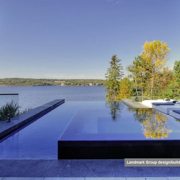Infinity Pool for Ultra Modern Home