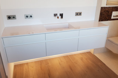 Modernes Badezimmer in München