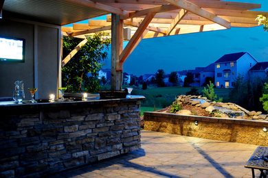 Inspiration for a timeless patio remodel in Minneapolis