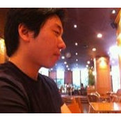 Young June Chos foto