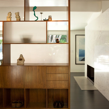 Beverly Hills MicCentury Modern
