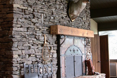 Inspiration for a rustic living room remodel in Nashville