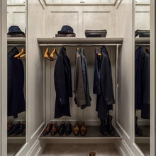 entry walk in closet
