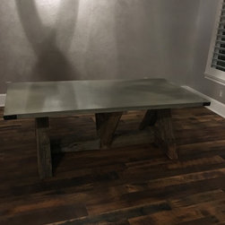 Concrete ables - Dining Tables