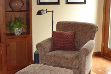 Elegant family room photo in Boston