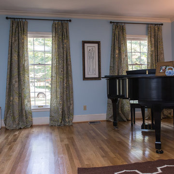 Cool and Fresh Living Room/Dining Room
