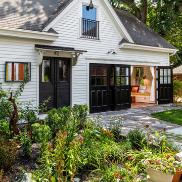 Creative Carriage House