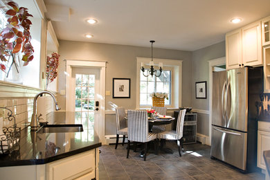 Inspiration for a contemporary kitchen remodel in Philadelphia