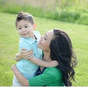 Yen Holt's photo
