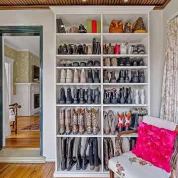 Jennifer Williams of Saint Louis Closet Company Closet