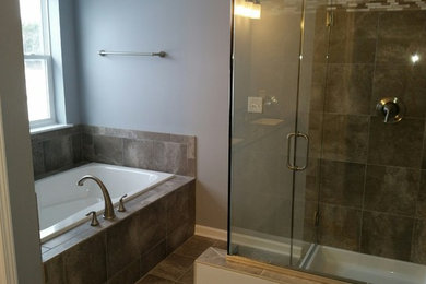 Bathroom - transitional bathroom idea in Milwaukee