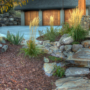 Country Club Front Yard