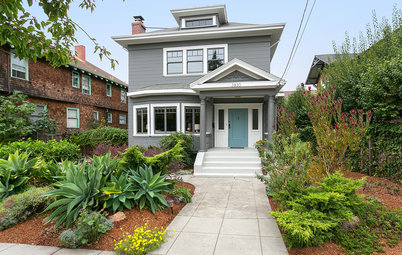 House-Hunting Checklist: 10 Essentials to Bring on Your Search