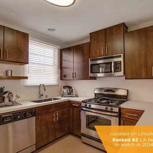 1049 Elkgrove – Kitchen