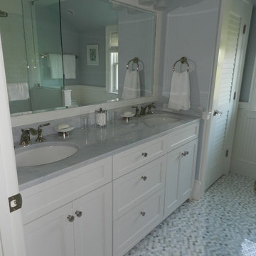 Spinnaker (Guest Bath 3)