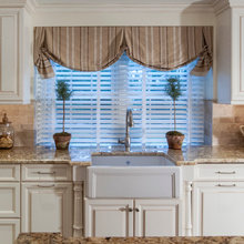 KITCHEN - WHITE CABINET